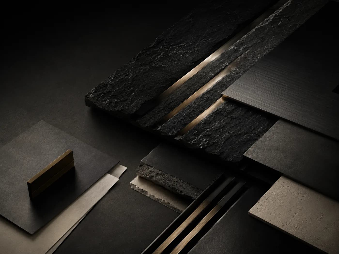 Fortius görsel yönünü destekleyen koyu mineral ve metal malzeme çalışması